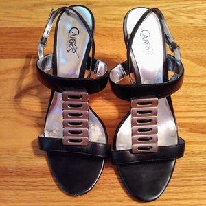 Carlos Santana Caliente Black Pumps